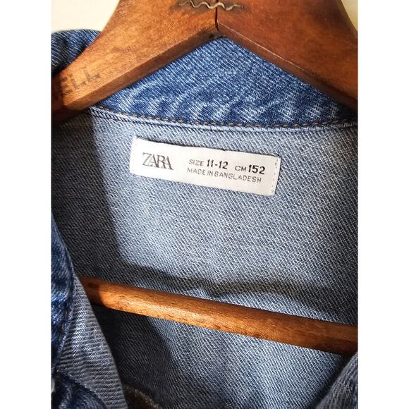 Zara girls medium wash denim mini dress in size 11/12 / 152 - Picture 6 of 8